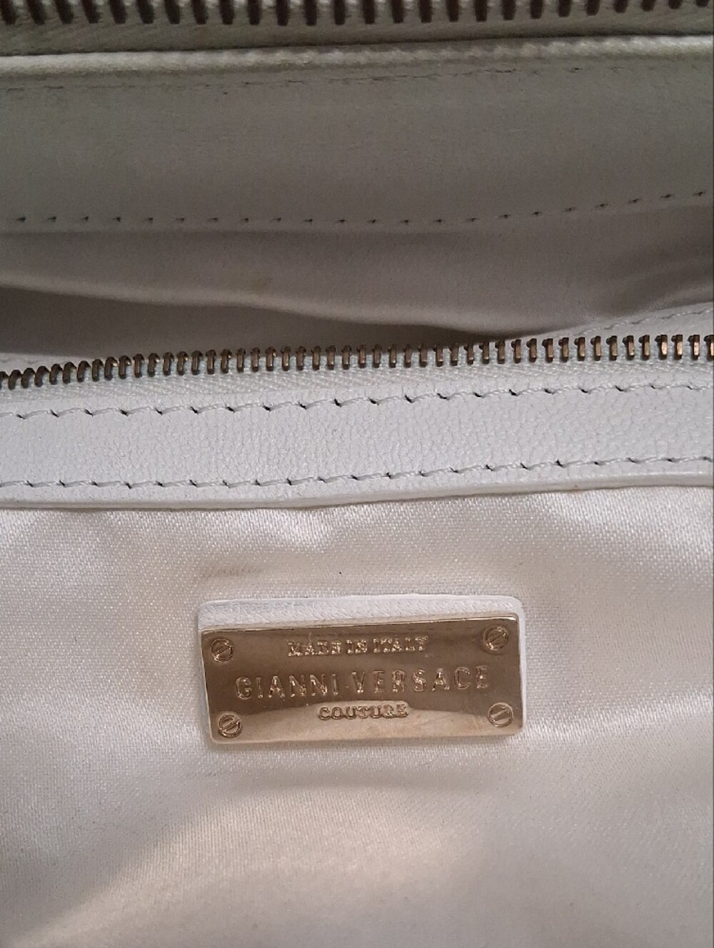 Gianni Versace - Picture 14 of 16